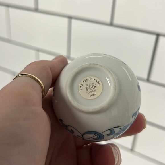 Vintage Made in Japan Tiny Porcelain Bud Vase Floral Asian Style - Picture 4 of 7